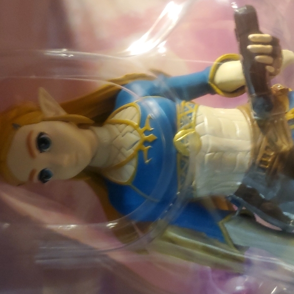 Breath of the wild Princess Zelda with LED - Picture 2 of 5